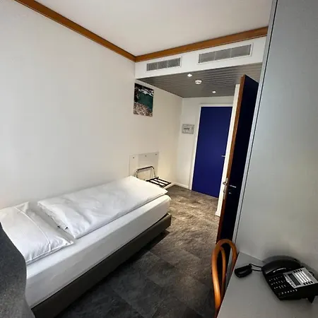 Hotel Carcani By Ketty & Tommy 3*