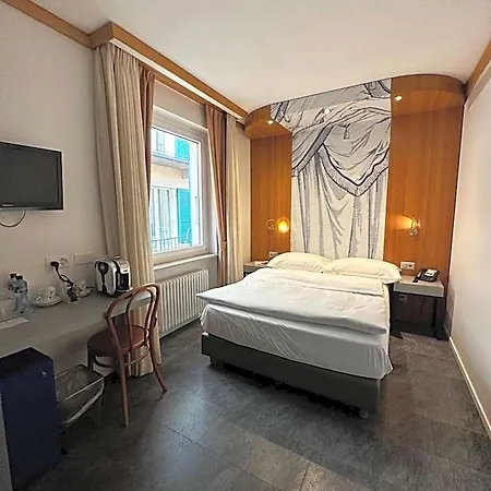 Hotel Carcani By Ketty & Tommy 3*