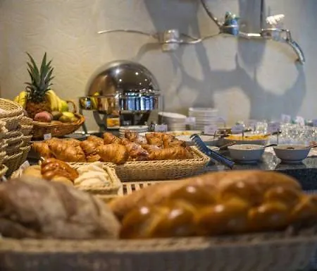 Carcani By Ketty & Tommy Hotel 3*