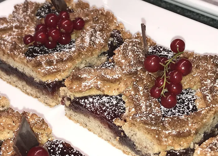 Carcani By Ketty & Tommy 酒店 3*