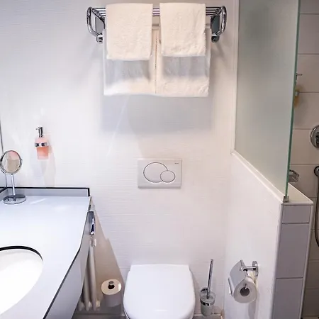 Otel Carcani By Ketty & Tommy 3*